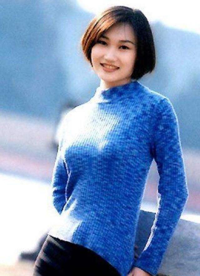 《新闻联播》美女主播李梓萌:风光背后有艰辛,婚恋成父母的心病