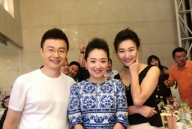 《新闻联播》美女主播李梓萌:风光背后有艰辛,婚恋成父母的心病