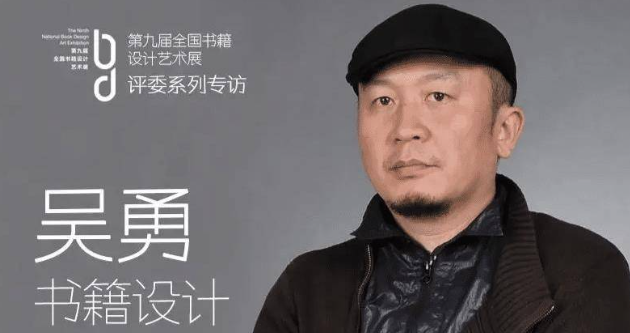 不堪入目,杭州女大学生地铁“奴性”事件遭疯传,网友:震碎三观