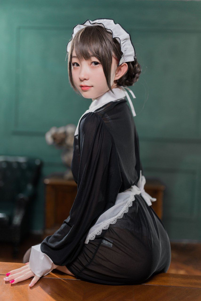 花铃 黑丝透明短裙女仆