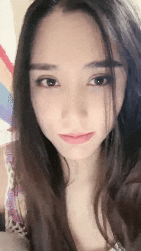 重磅！以前一套福利都要几千块【魏巍a】万年不露终于妥协了 美女不怕怼脸拍 就是这么自信 还能喷水 屌