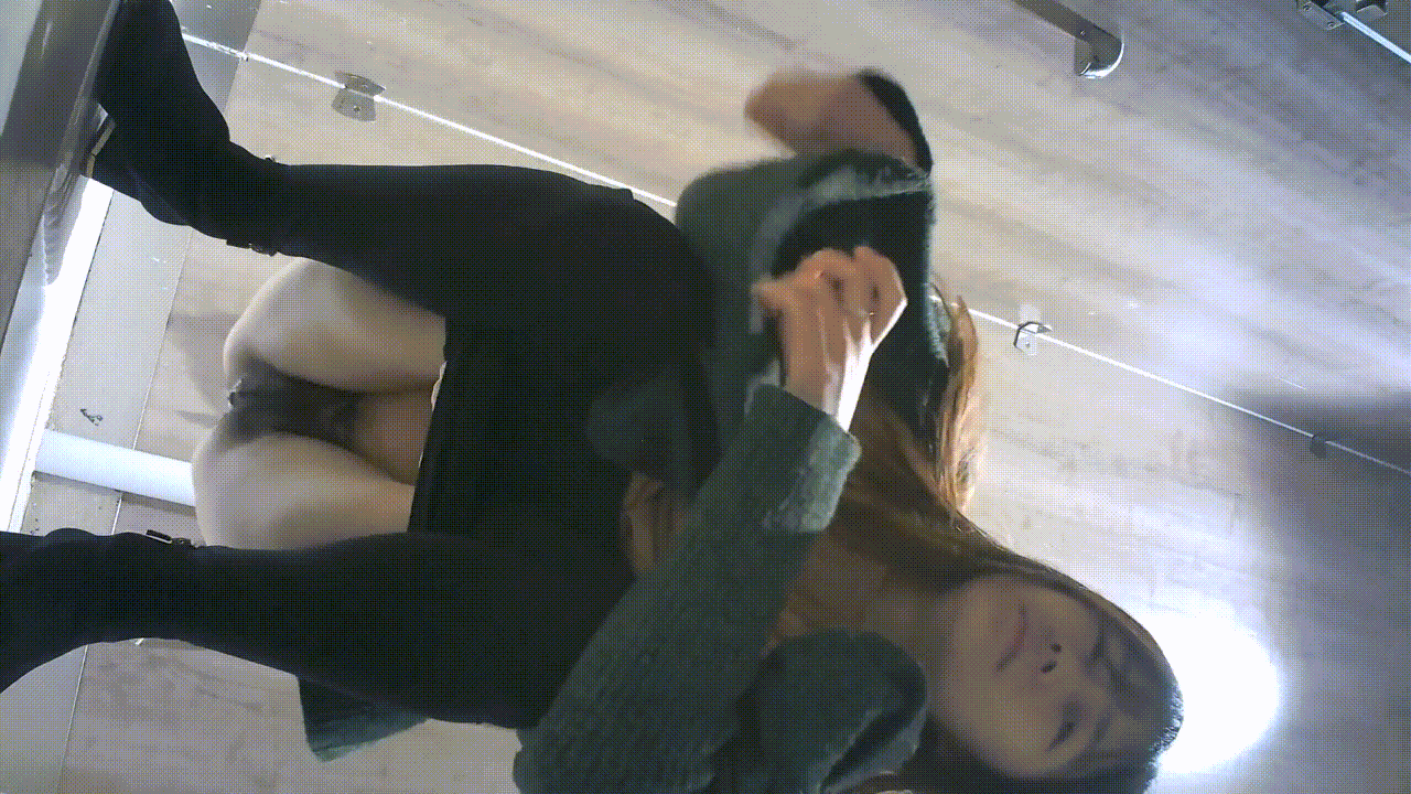 商场女厕全景偷拍几位极品美女嘘嘘全是大美鲍