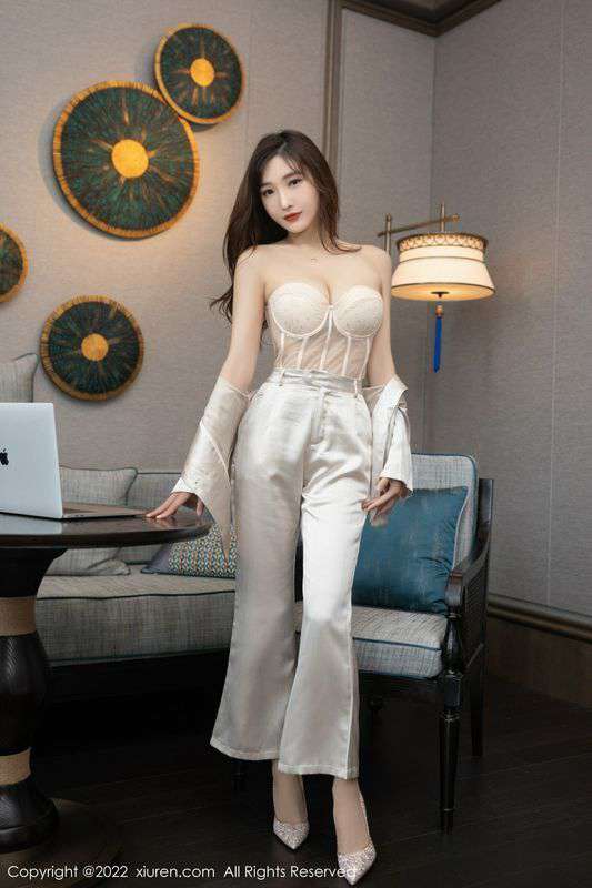 和老婆的两个亲姐姐做爱-【2024年3月小说更新】