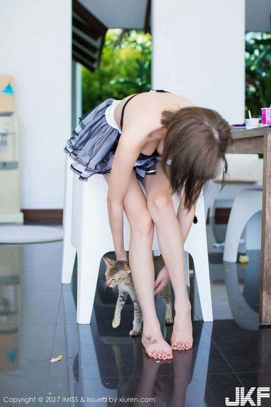 轮奸——淫荡女子的第一次第一次被轮奸-【2024年5月更新】