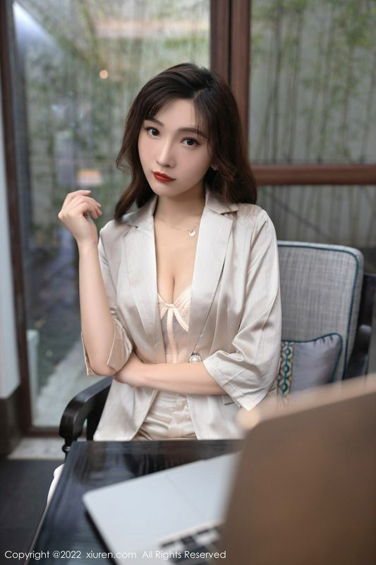 女友的淫乱笔记第六章极乐超商-【2024年5月更新】