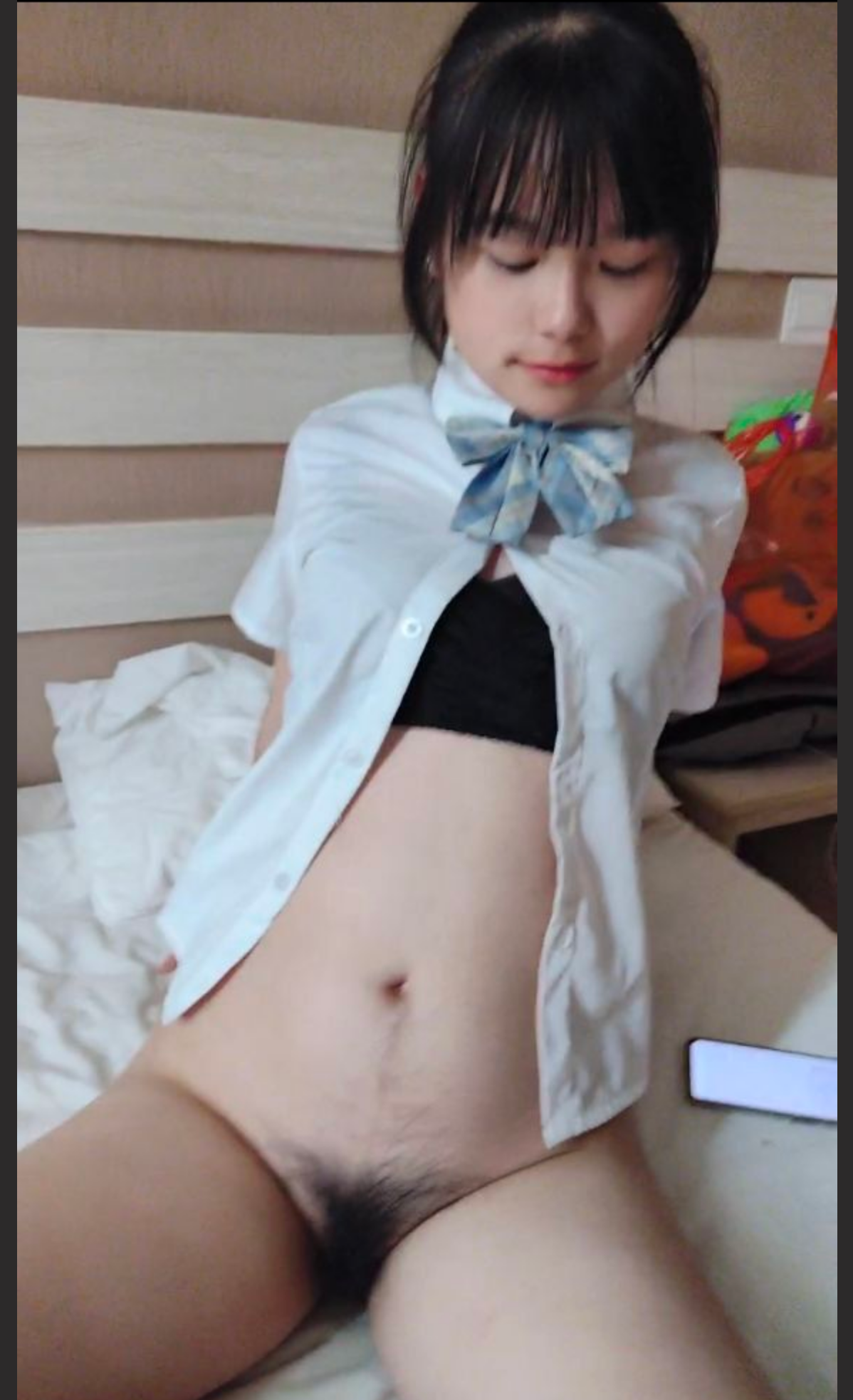 山东烟台高叁学霸 王静瑶 被校外男友床上轻松拿捏 清纯嫩妹被大屌各种姿势糟蹋