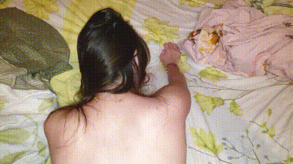 漂亮少妇 在家上位打桩 再被黑祖宗后入猛怼 连射两次 精液流出 逼洞都合不拢