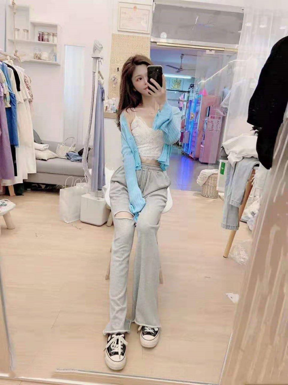 广东省河源 「胡玉梅」 富婆姐姐爱上我 陪富婆姐姐一晚一万块 性爱视频意外流出