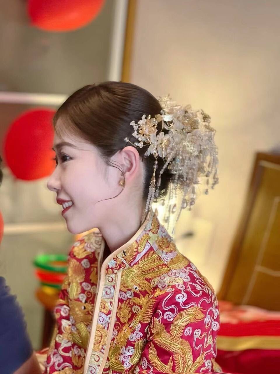 亲眼看着自己老婆的逼变成别人几把的形状 老婆主动的坐到别人的几把上骑马 绿帽癖谁能懂