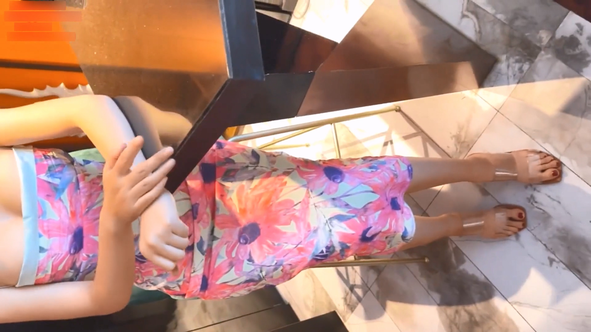 性感尤物女神 高颜值兼职车模，优雅端庄的外表床上风骚淫荡，穷人女神，富人精盆，顶级反差婊