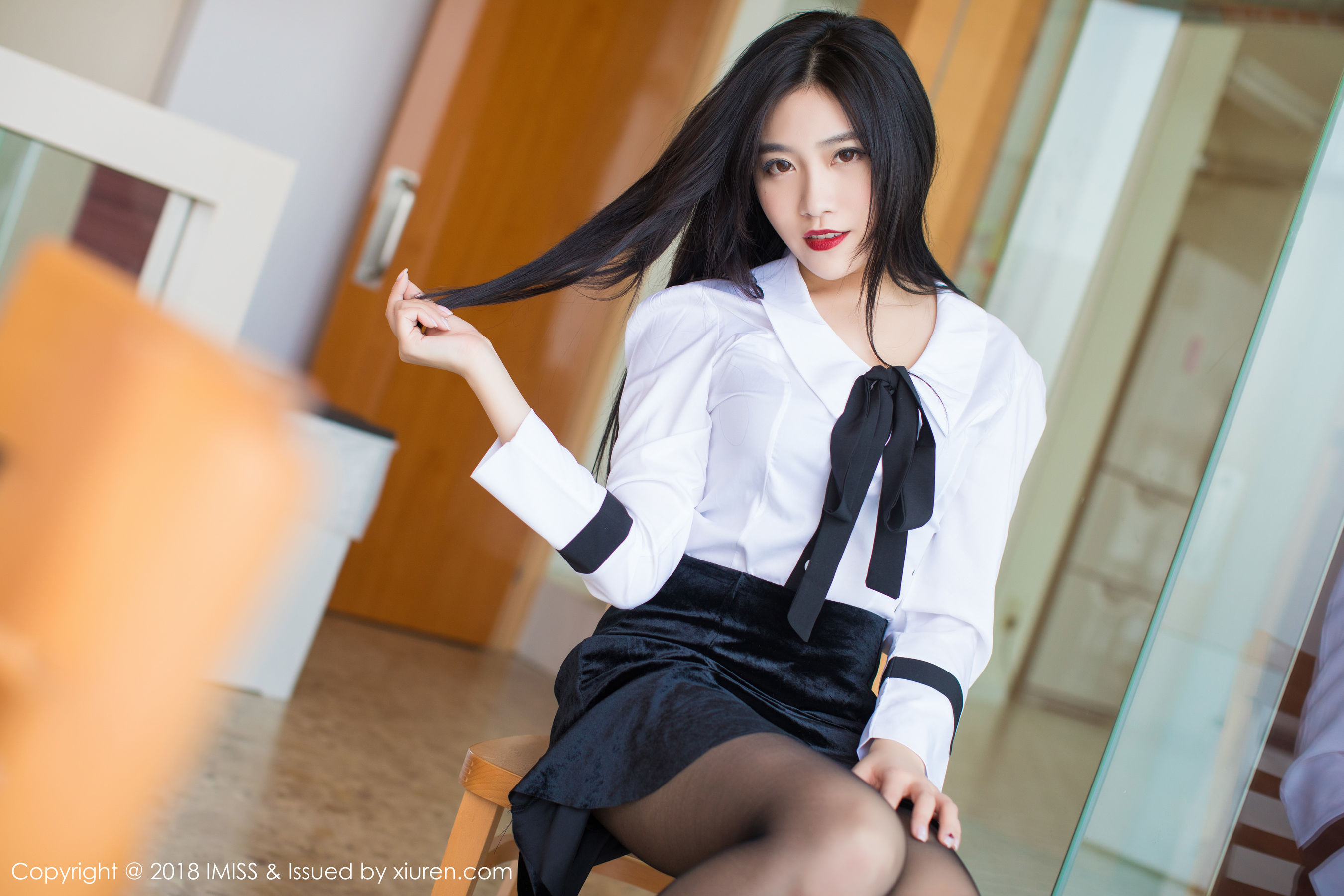 许诺Sabrina-极致美到窒息的美腿诱惑