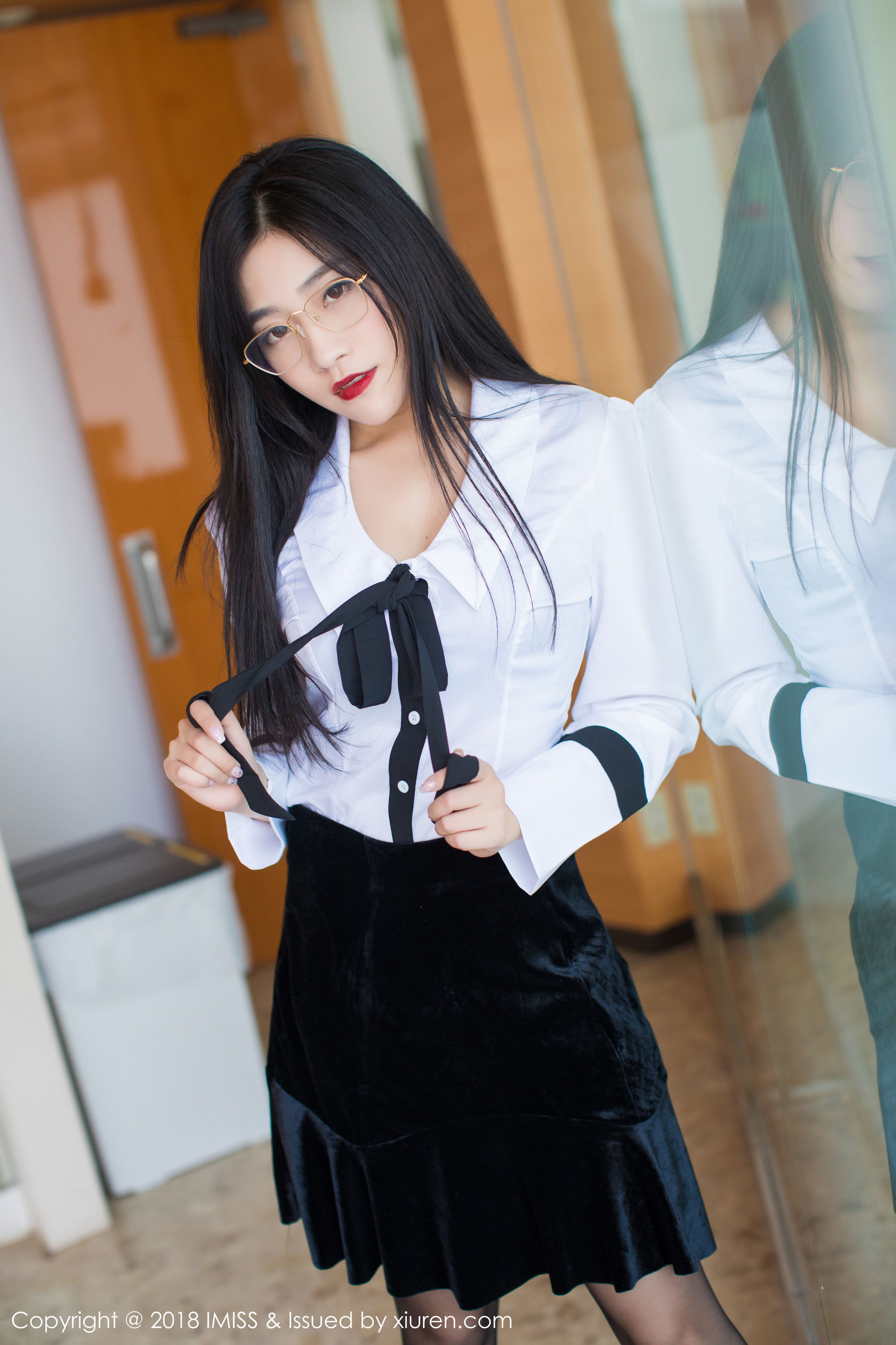 许诺Sabrina-极致美到窒息的美腿诱惑