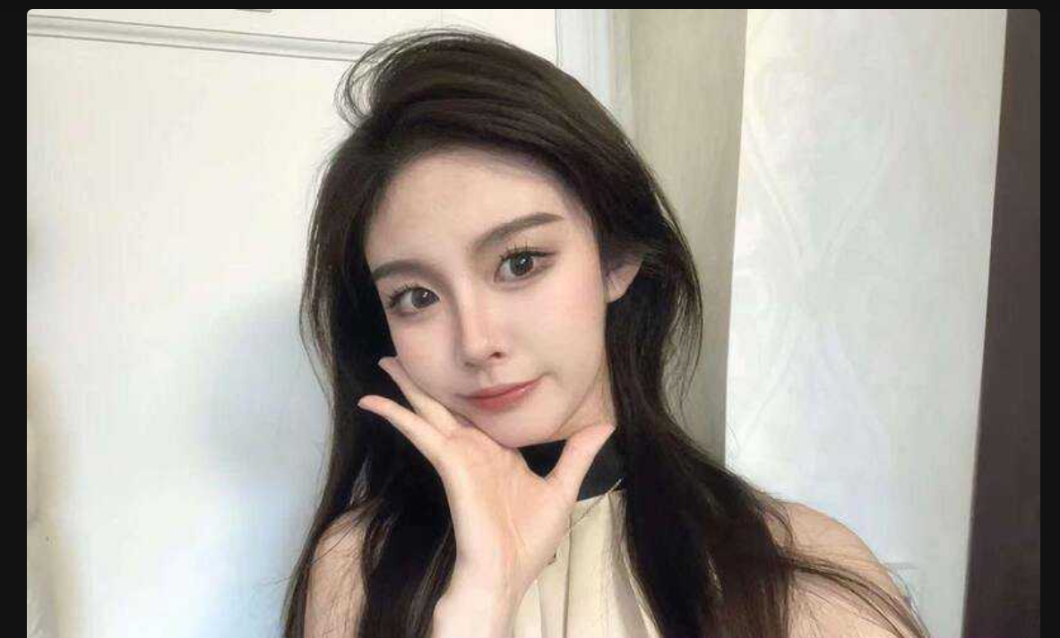 天津传媒学院大二反差舞蹈生董诗姮 知名校鸡一枚 经常发裸照勾引男同学 在外网当福利姬