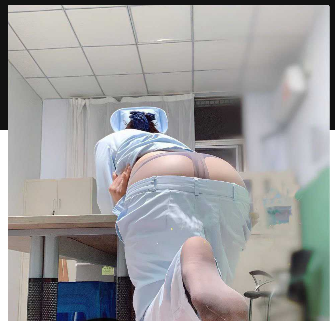 高颜大眼睛卫校毕业护士小姐姐兼职外围私拍流出，线下约炮金主被调教啪啪长得好看身材无敌