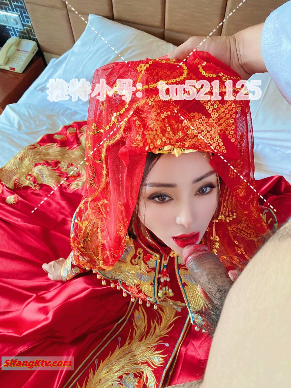 【淫荡母G❤️完美露脸】苗条丰满双母G『兔兔』最新私拍❤️超美婚纱露脸口交啪啪 丰臀后入内射
