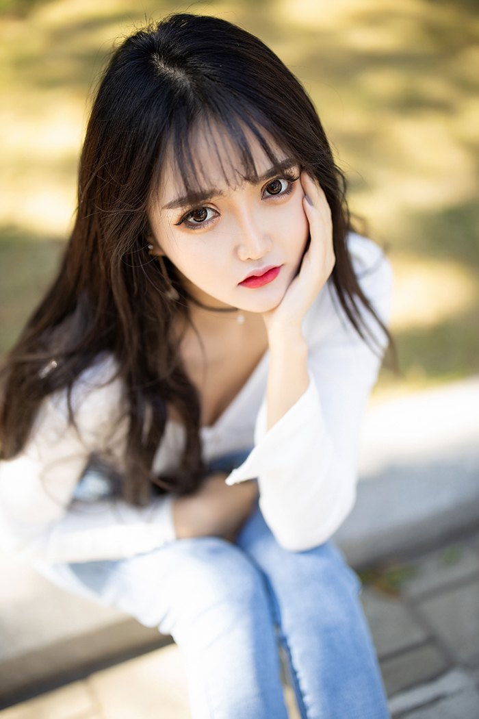 热辣小妹Miko酱肉丝玉足搔首弄姿