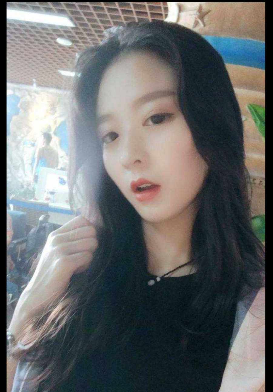 河南小少妇笑容超甜美 床上的叫声更是优美 一边口交一遍骚叫 看看小少妇的教科书式表情